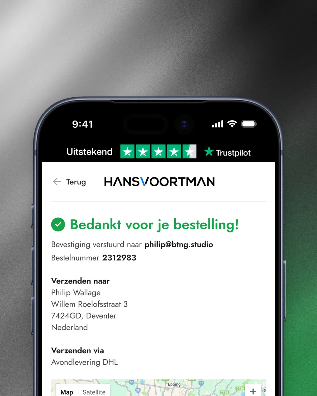 Close-up of the mobile thank-you page — order confirmation, number and shipping address